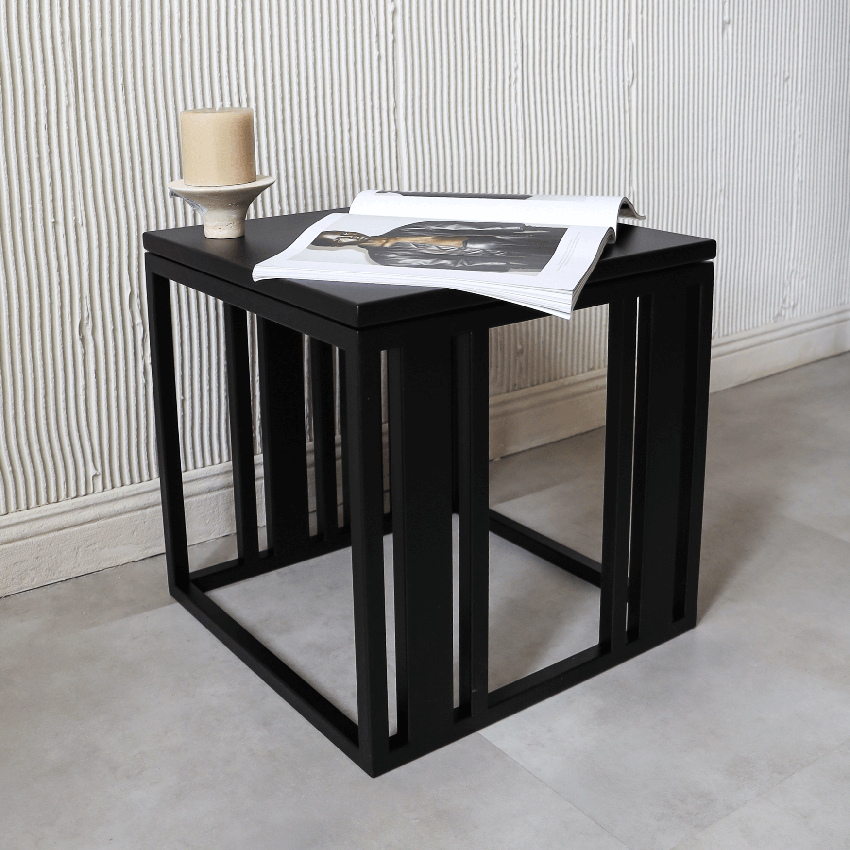 Lofalo Compact Small Metal Table Shop High-end modern metal furniture